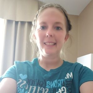 Meet your Posher, Andrea